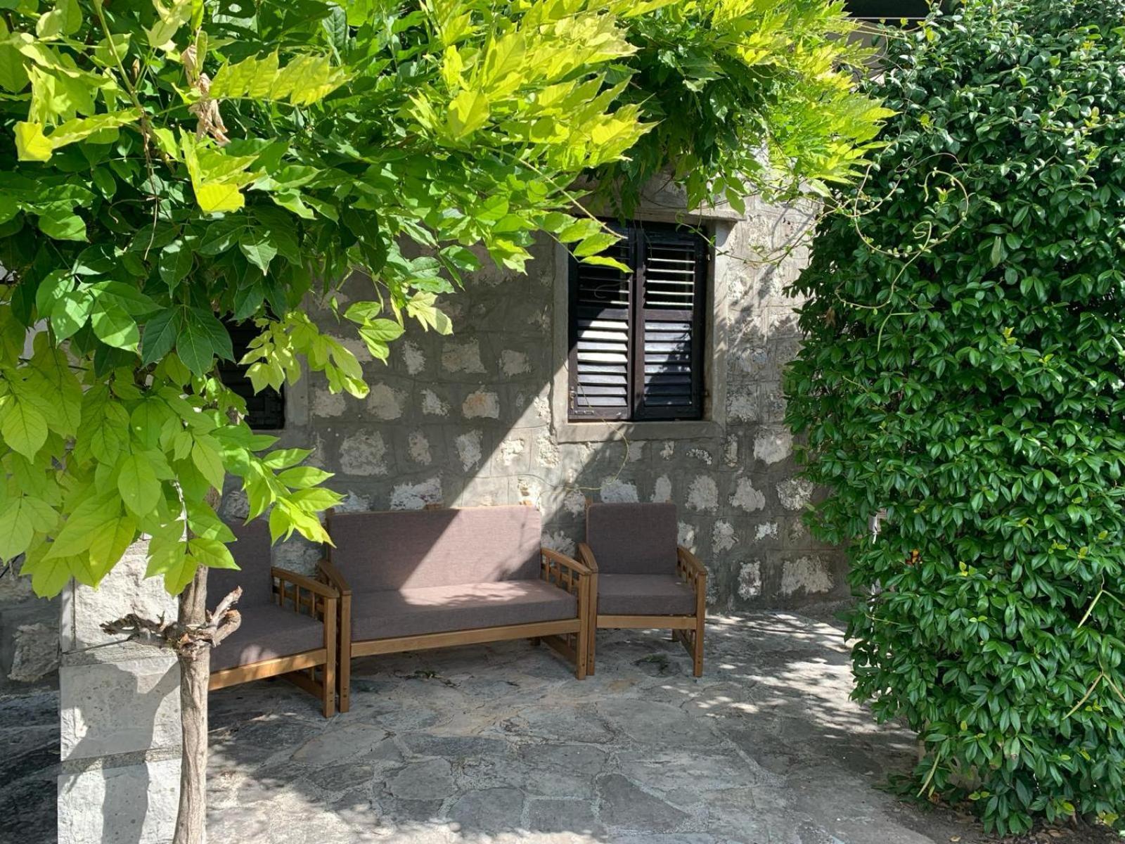 Villa Petrana Kotor Exterior photo